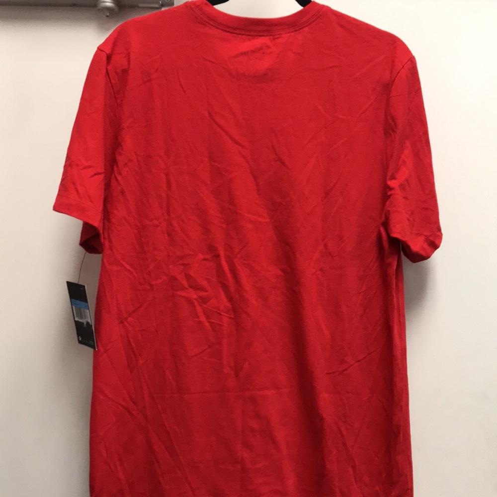 Nike Men’s Dri Fit Swoosh Tee - Picture 4 of 4